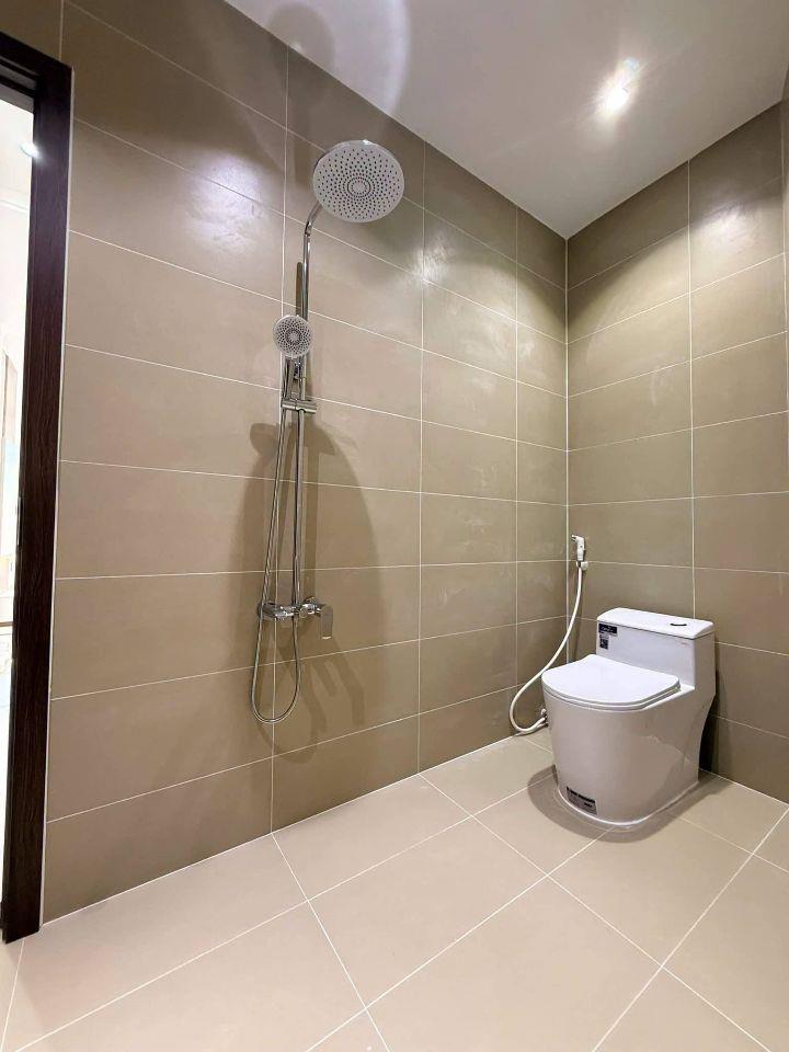 Nhà 2 lầu 1 trệt mới xây 3.7 tỷ _60m2_sân ô tô