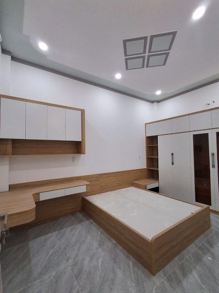 Nhà sr hoàn công mới xây 2 lầu 1 trệt 4.3 tỷ _81 m2, đường nhựa 12m khu TĐC Bửu Hòa 