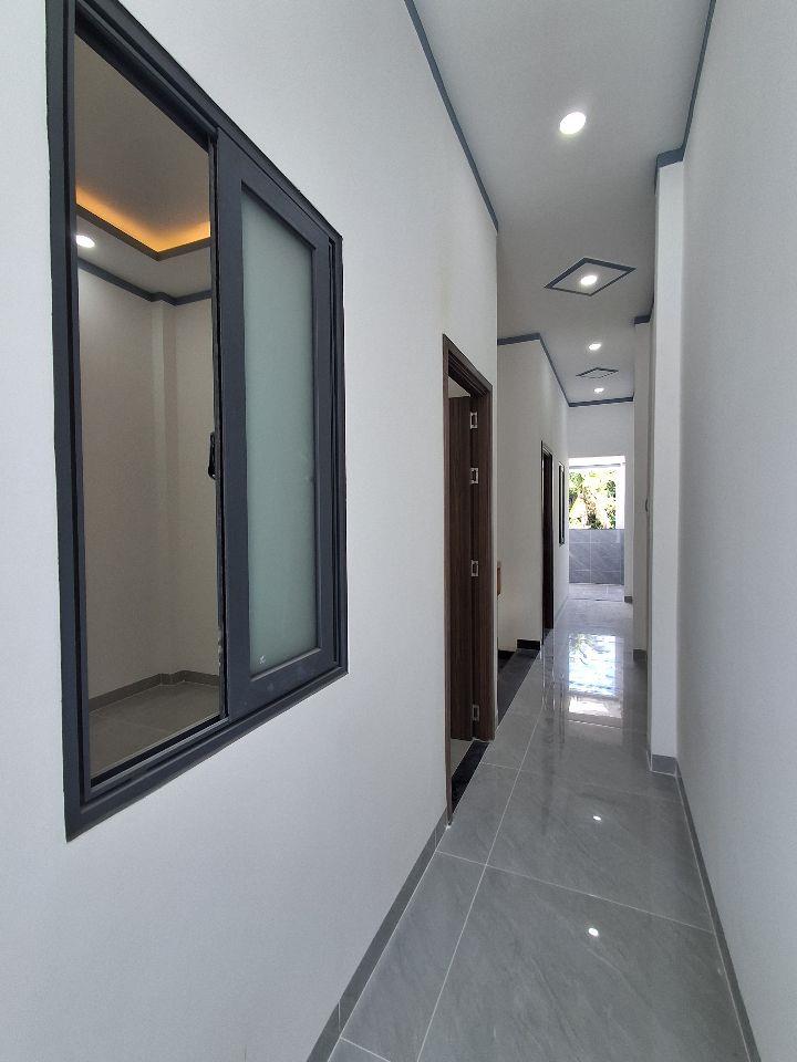 Nhà sổ riêng mới xây 2.8 tỷ _1 lầu 1 trệt_60m2_3 phòng ngủ, đường ô tô