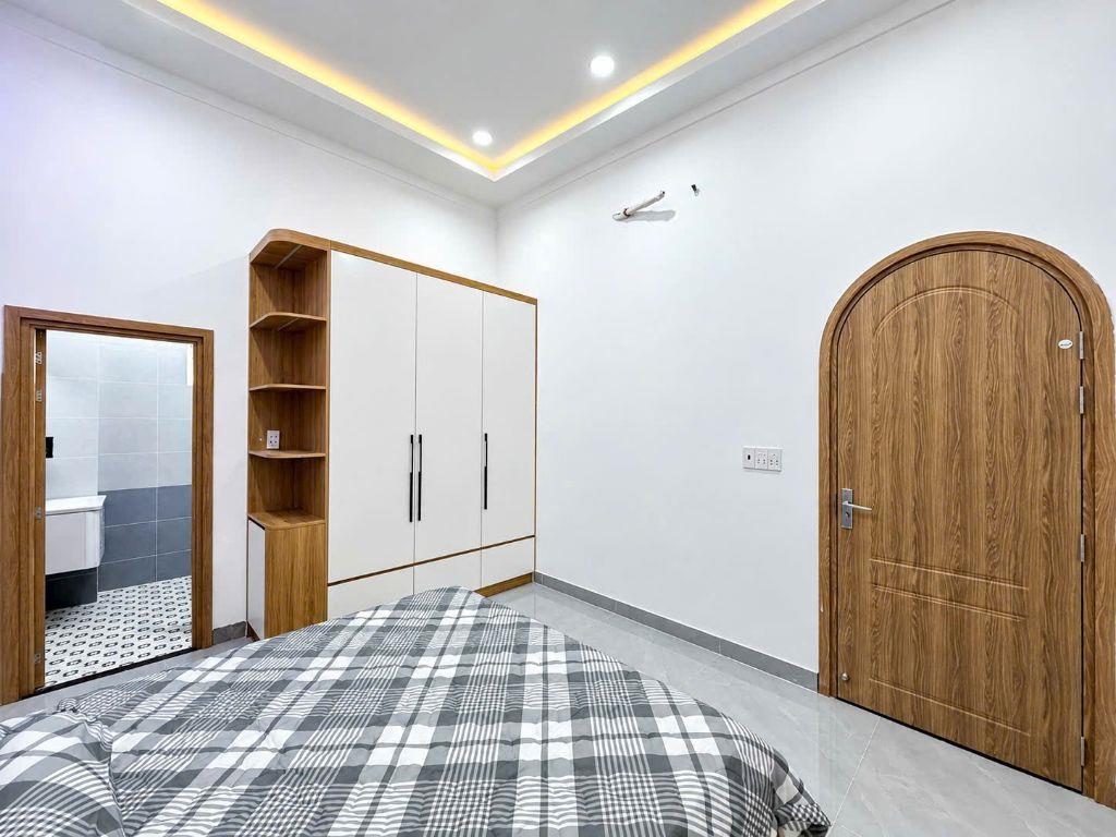 Nhà sr hoàn công sát chợ Hóa An 3.99 tỷ _80m2_ full nội thất,3 phòng ngủ 