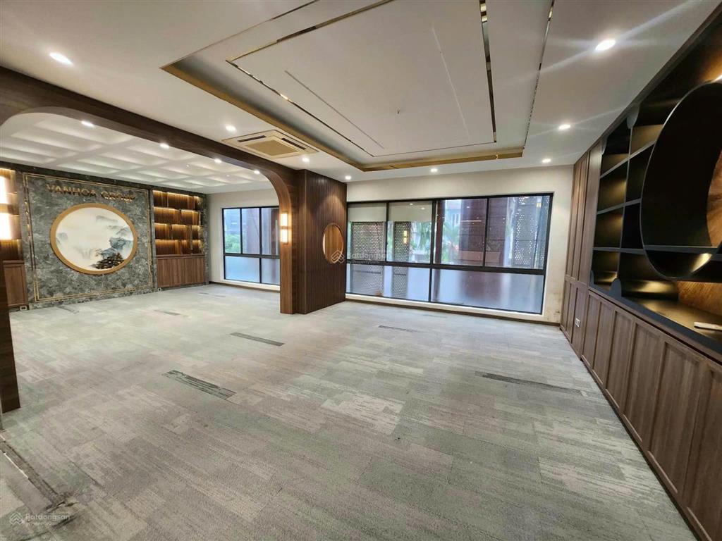 Quận 7  330m2  full nội thất  văn phòng cho thuê  giá 100 triệu