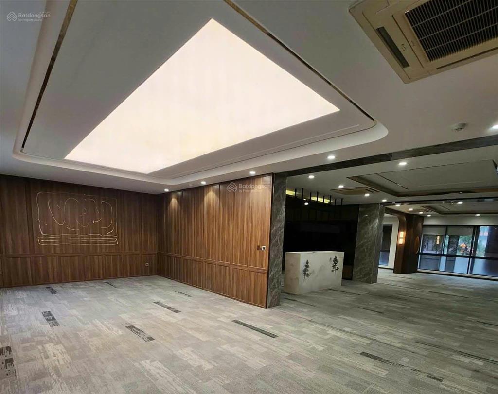 Quận 7  330m2  full nội thất  văn phòng cho thuê  giá 100 triệu