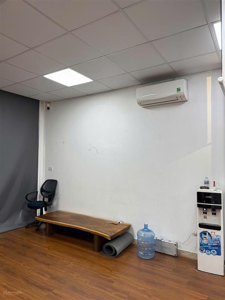 Chỉ với 15tr thuê văn phòng full bàn ghế làm việc vào ngay giá rẻ 0902 131 ***