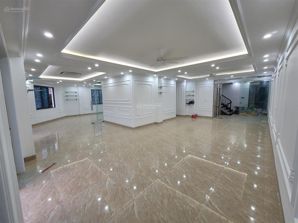 Cho thuê mặt bằng tầng 1 kinh doanh hoặc làm văn phòng công ty vào ngay đẹp ô góc