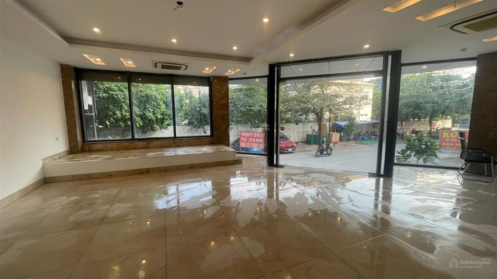 Cho thuê cửa hàng, ki ốt tại đường nguyễn hoàng, 20 triệu, 60 m2, hàng hiếm uy tín