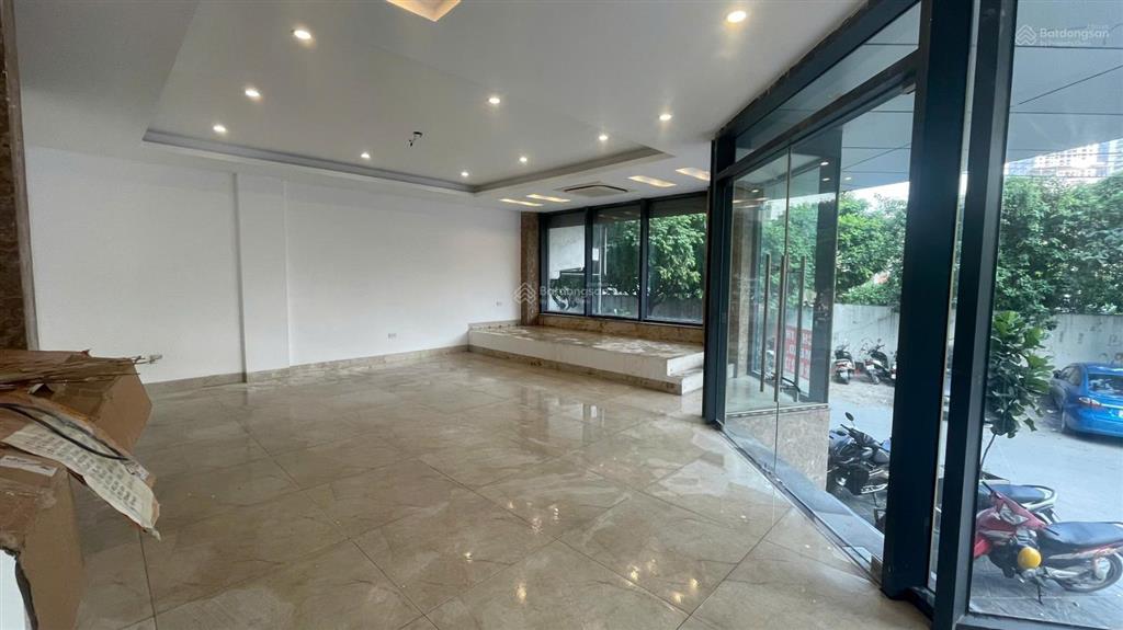 Cho thuê cửa hàng, ki ốt tại đường nguyễn hoàng, 20 triệu, 60 m2, hàng hiếm uy tín