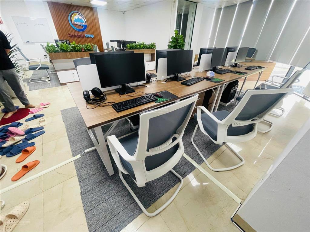 Cho thuê văn phòng tại nguyễn hoàng, mỹ đình 2, nam từ liêm, 18 triệu, 120m2 đẹp ô góc view rộng