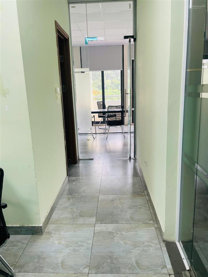 Cho thuê văn phòng tại hàm nghi, 13 triệu, 60m2, đẹp, nhiều tiện ích