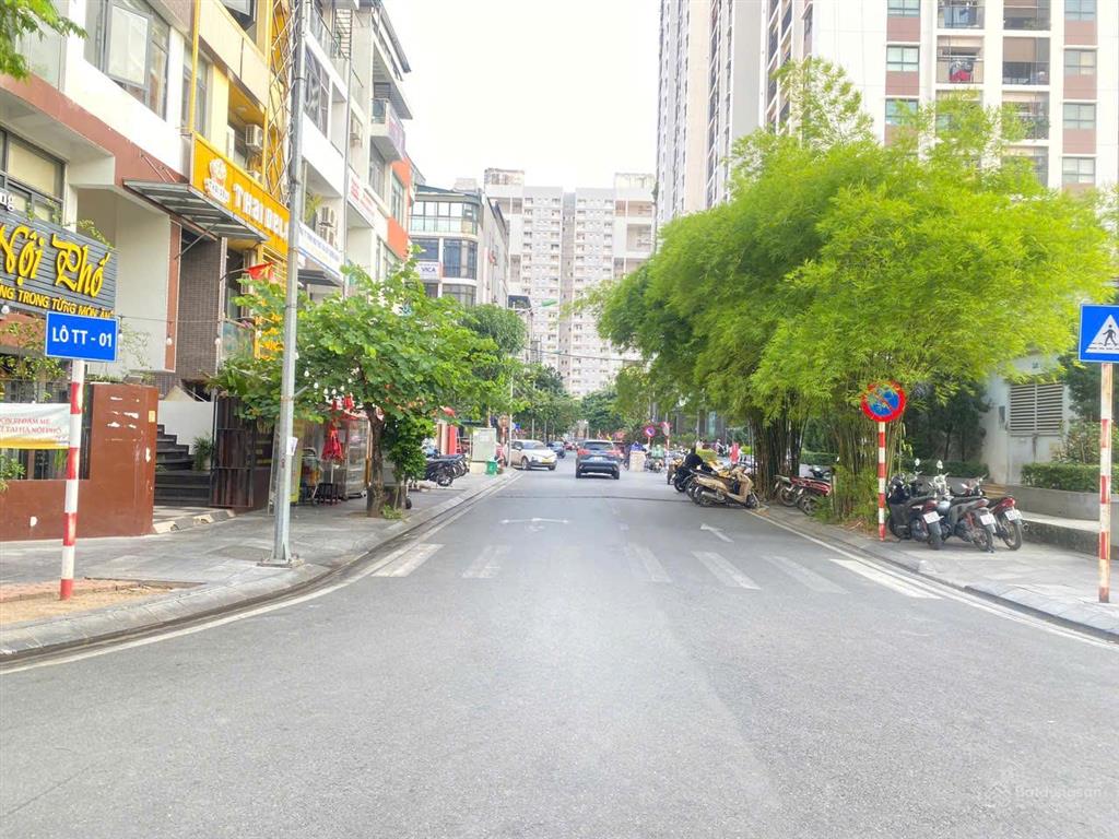 Cho thuê cửa hàng tầng 1 mon city, giá thỏa thuận, 123m2, ô góc vào ngay đẹp đối diện chung cư