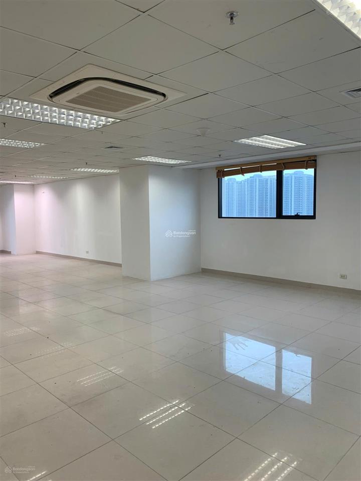 Cho thuê văn phòng tại hồ tùng mậu, 26 triệu, 130m2, giá siêu hời, view đẹp tầng 5