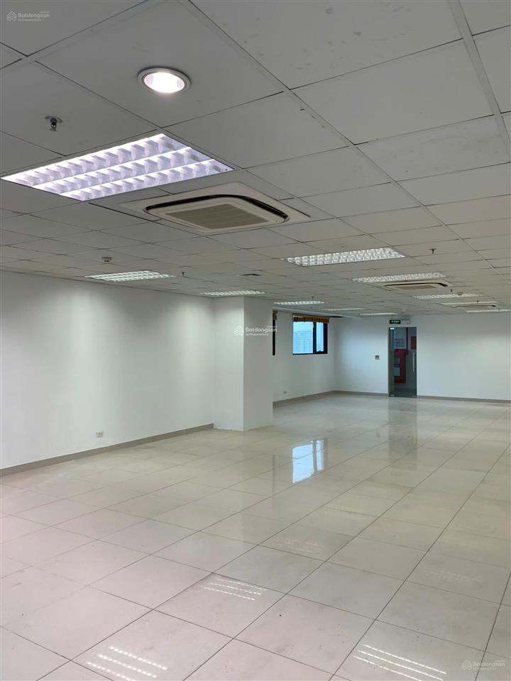 Cho thuê văn phòng tại hồ tùng mậu, 26 triệu, 130m2, giá siêu hời, view đẹp tầng 5