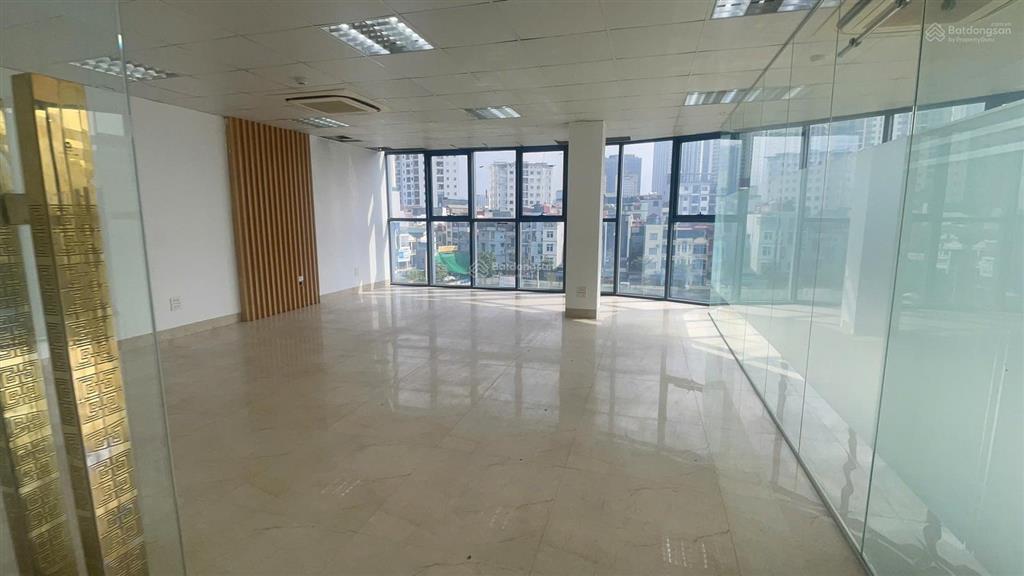 Cho thuê văn phòng tại nguyễn hoàng, 20 triệu, 100m2, mặt tiền 6m, cơ bản