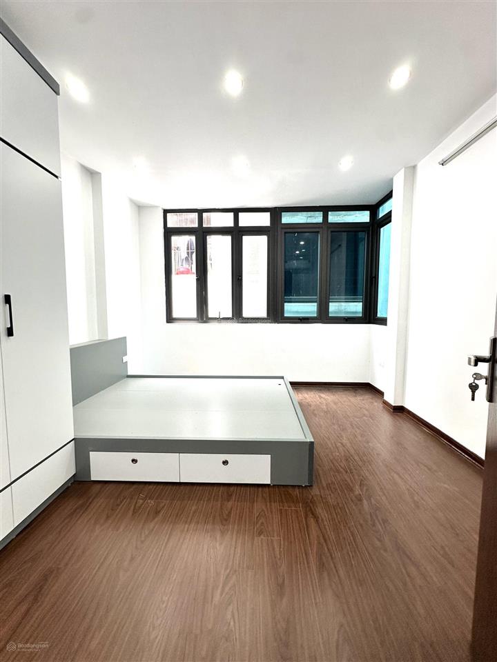 Đỉng nóc kịch trần tại phố xốm hà đông dt35m x 4 tầng x full nội thất chỉ nhỉnh 5tỷ
