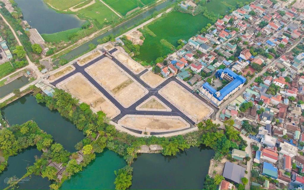 Chính chủ bán đất đấu giá chương mỹ, hà đông  85m  lô góc  cách ql6 200m  cụm cn phú nghĩa