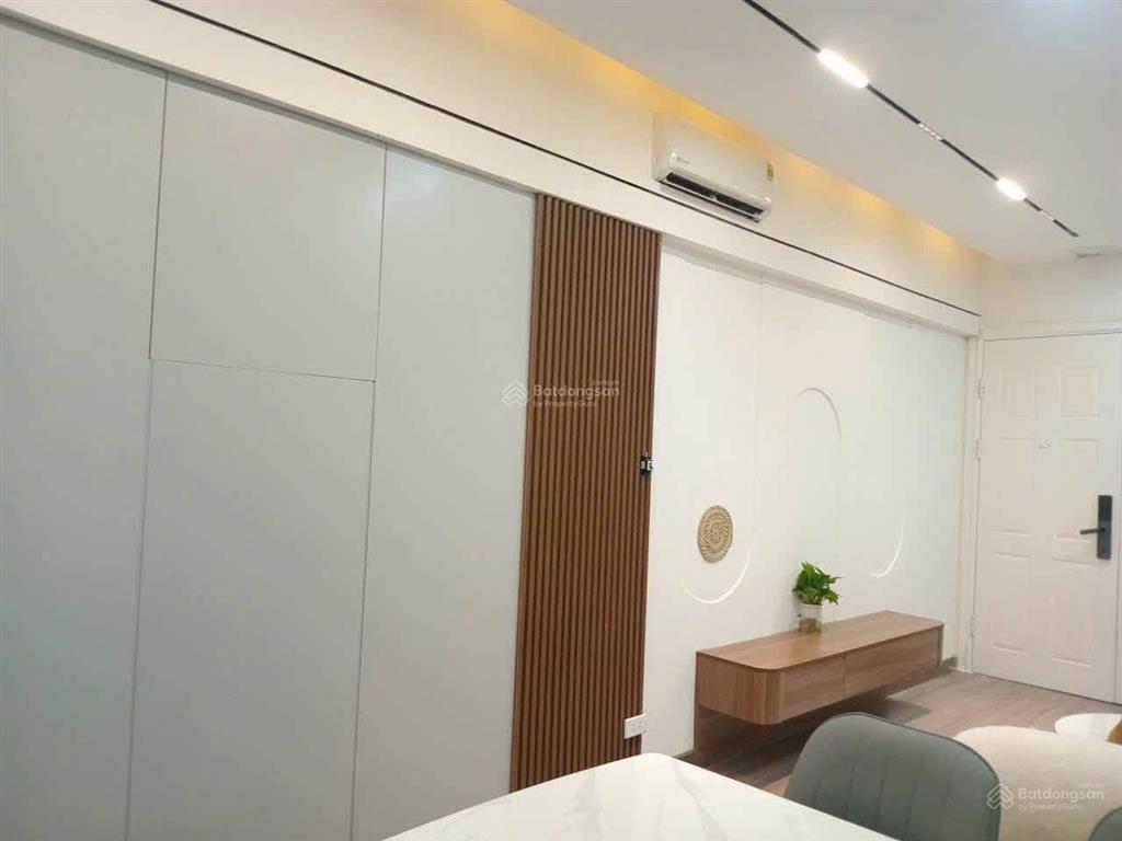 Cho thuê căn hộ tân việt tower 91m  3 ngủ full đồ như hình