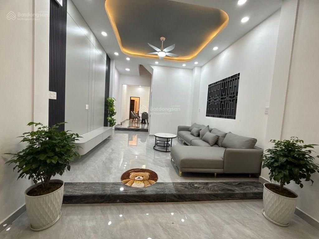 Nhà mới quận 7 4 phòng ngủ dọn vào ở ngay giá tốt chỉ 6.9 tỷ