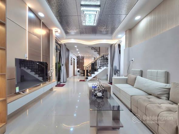 Nhà 3 tầng  q7  56m2  hẻm xe hơi đổ cổng  full nội thất  chỉ 5 tỷ 350