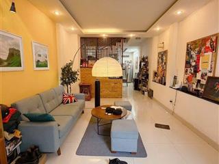 Nhà đẹp quận 7  hẻm xe hơi huỳnh tấn phát  4pn  79m2  ở ngay