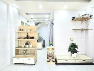 Hàng hiếm  dọn ở ngay  âu dương lân quận 8  hoàn công  1 sổ 2 căn liền kề  4 tầng  5pn  c