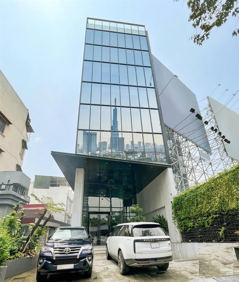 Cho thuê tòa nhà lớn mặt tiền nguyễn hữu cảnh bình thạnh giáp quận 1 đối diện vinhomes central park