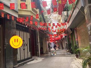 G ấp g ấp 10 tỷ hơn ccmn gần đh công nghiệp 63m2, 7 tầng thang máy