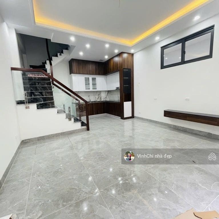 Nhà hồ tùng mậu 35m2, 5 tầng xây mới, 8 tỷ, gần mặt phố