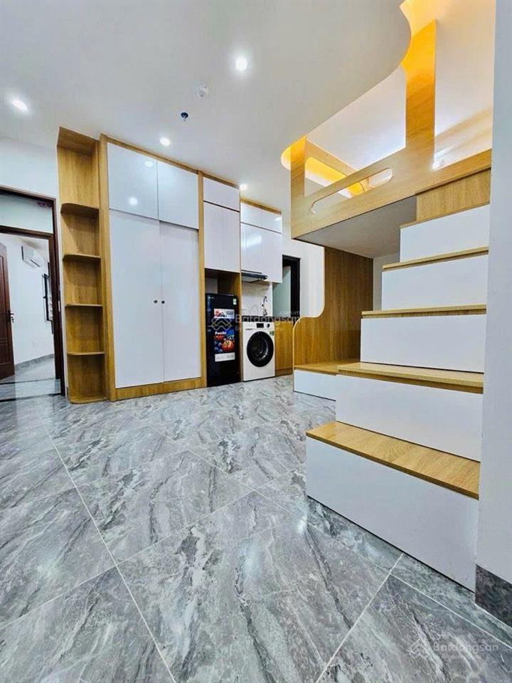 12 tỷ hơn  ccmn lê quang đạo 55m, 7 tầng thang máy, 17 phòng thu 70 triệu, ngõ ô tô thông.