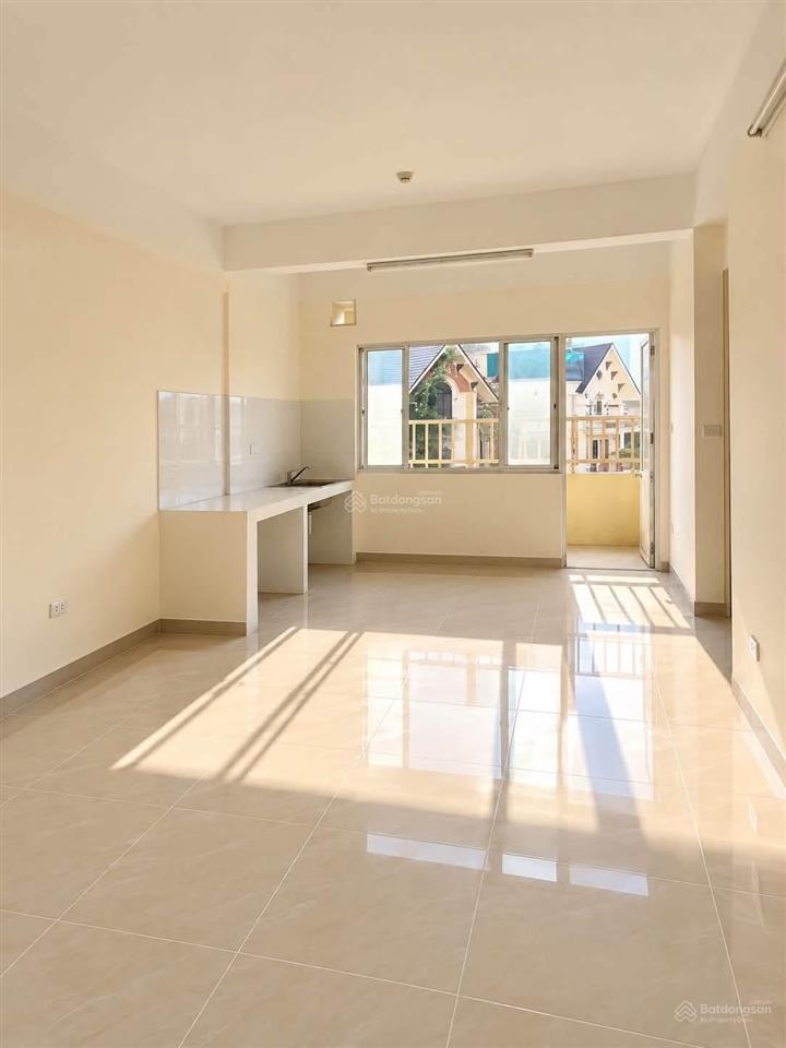Hơn 4 tỷ, view hồ chính chủ muốn bán cc vĩnh hoàng 87m, 3 phòng ngủ, 2 ban công,
