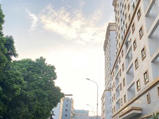 Hơn 3 tỷ  gia đình chính chủ muốn bán a1, a2 kim giang 2 phòng ngủ rộng