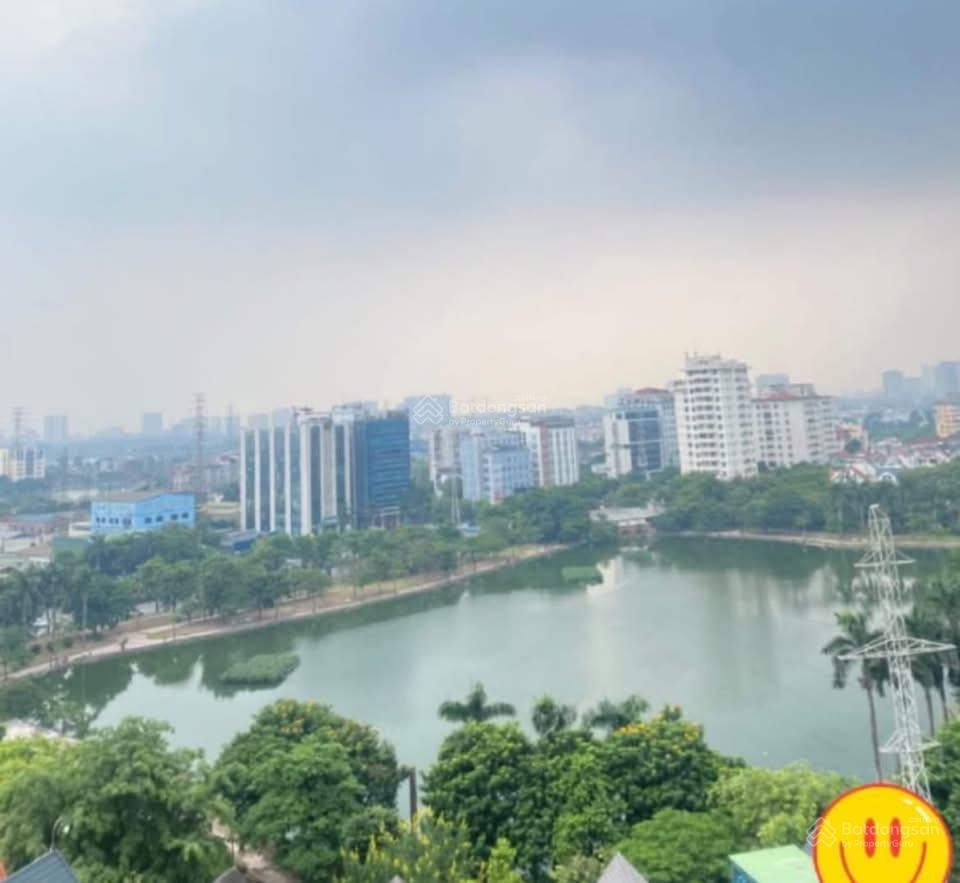 Hơn 4 tỷ  sổ đỏ trao tay  cc vĩnh hoàng 87m, 3 phòng ngủ, 2 ban công, view hồ