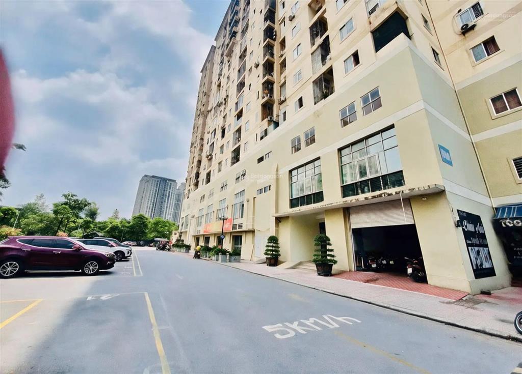 Hơn 50 triệu, chính chủ cần tiền muốn bán căn nam trung yên 78m, 2 phòng ngủ, căn góc