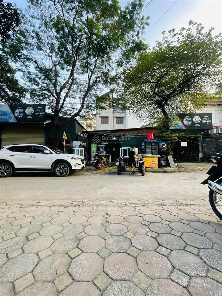 Bán đất lê đức thọ, vỉa hè ô tô tránh, mặt tiền 8m. kinh doanh. 120m2,hơn 30 tỷ. 0978 996 ***