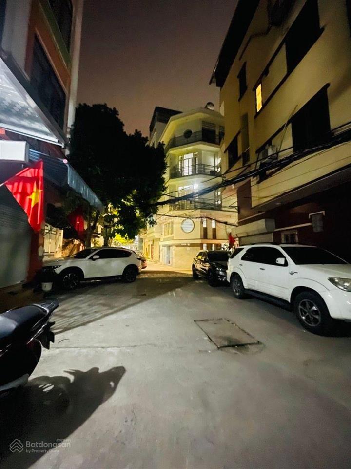 Bán gấp đất tặng nhà cầu diễn, lô góc ô tô tránh, kd, 121m2, cho thuê 20tr, chỉ 20 tỷ. 0978 996 ***