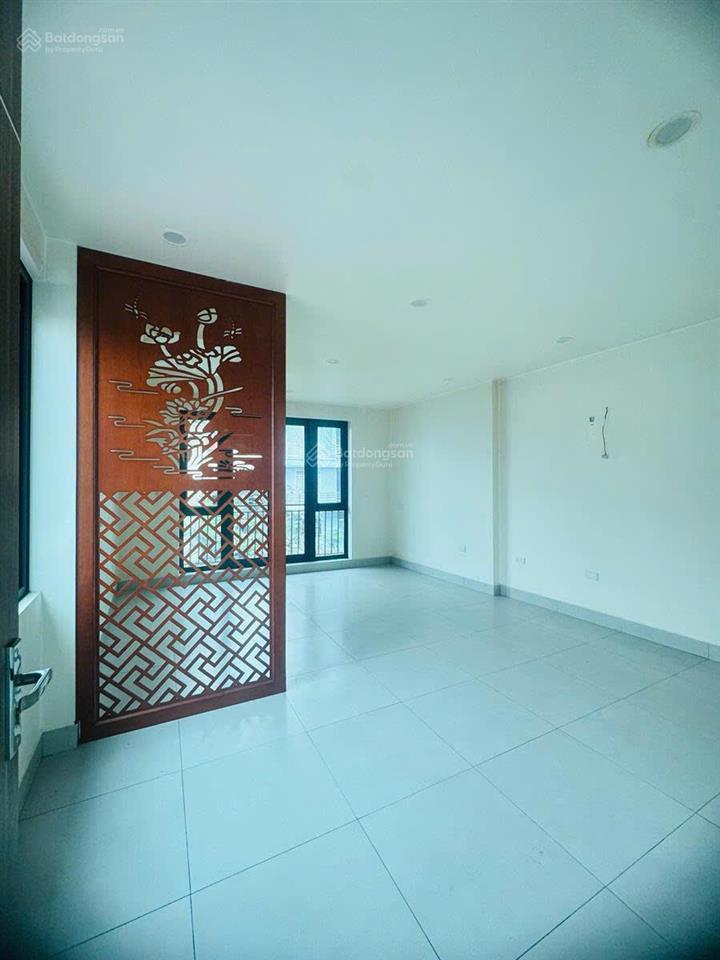 Duy nhất 1 căn ngã 5 giảng võ  giang văn minh  hào nam  cát linh 80m2