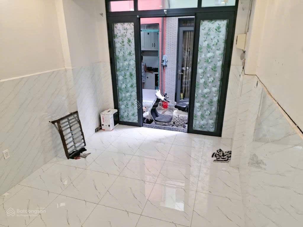 [quận 4] chính chủ cho thuê nhà mới nguyên căn, hẻm 1/ tôn đản 2pn2wc