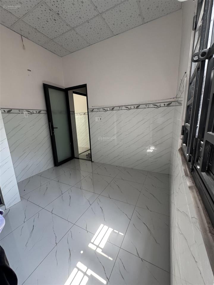 [quận 4] chính chủ cho thuê nhà mới nguyên căn, hẻm 1/ tôn đản 2pn2wc