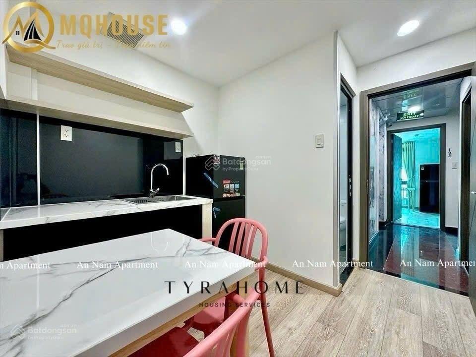 Thang máy bảo vệ 24/24 full nội thất thất ban công máy giặt riêng