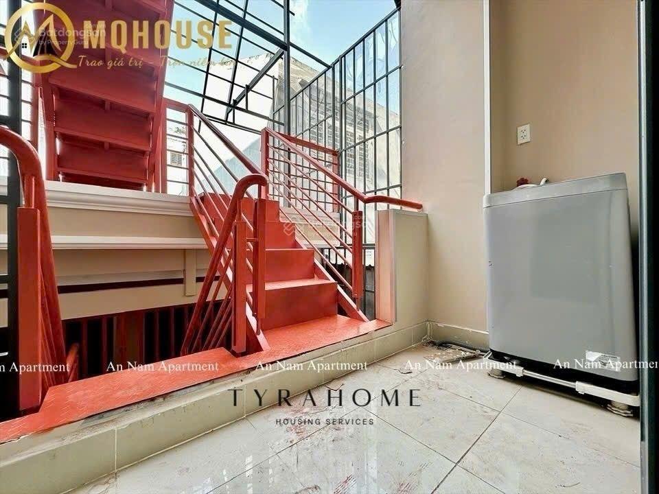 Thang máy bảo vệ 24/24 full nội thất thất ban công máy giặt riêng