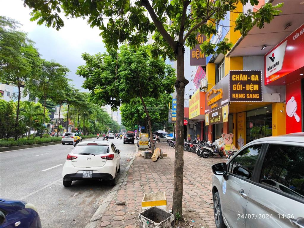 Bán khách sạn 5* nguyễn hoàng 252m2  10t  mt 30m  180 tỷ lô góc dt 500tr/th htr banks 0915 121 ***