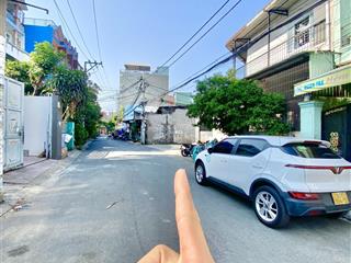 Ban công đẹp, nhà 4 tầng, hẻm xe hơi, 54m2, 4 phòng ngủ, 5 toilet, khu nhà giàu.