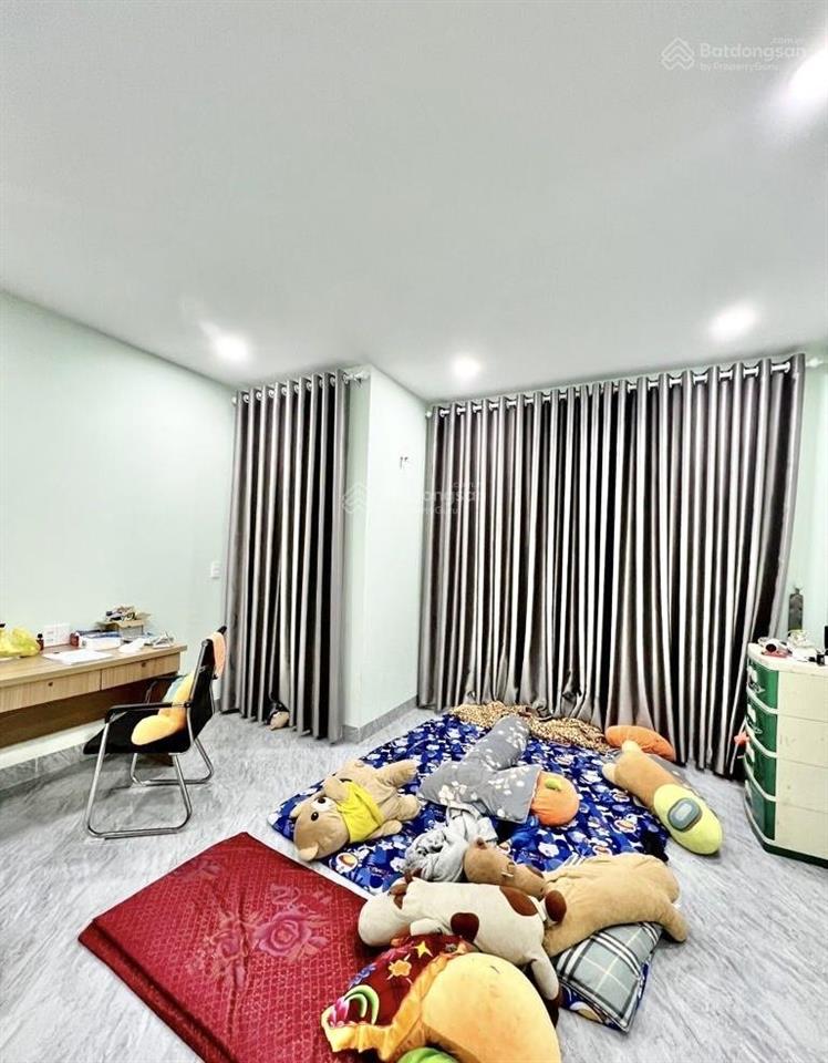 4.5m x 15m  ngang hiếm còn rẻ  2 phòng ngủ + 3 toilet  hẻm gần 6m xe hơi vào nhà!