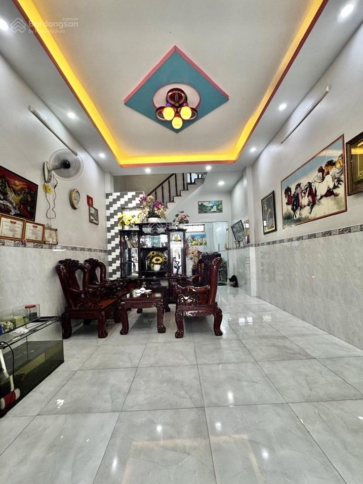 Ngay nguyễn sơn + bình long  5.48 tỷ  4x14.3m  4 tầng  4 phòng ngủ  hẻm thông yên tĩnh.