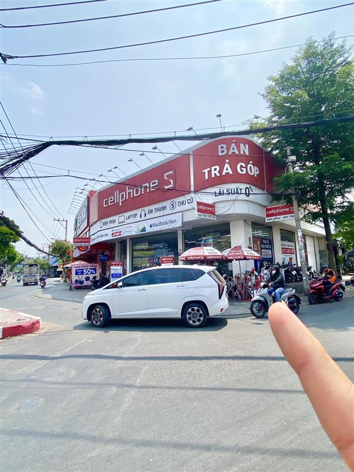 Tầm 4 tỷ 85 làm gì? có nhà 4 tầng  4pn  ngay cellphones  tỉnh lộ 10 và gần aeon mall