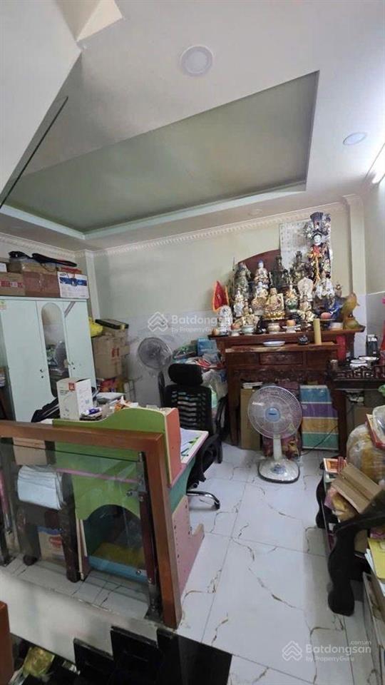 Tầm 4 tỷ 85 làm gì? có nhà 4 tầng  4pn  ngay cellphones  tỉnh lộ 10 và gần aeon mall