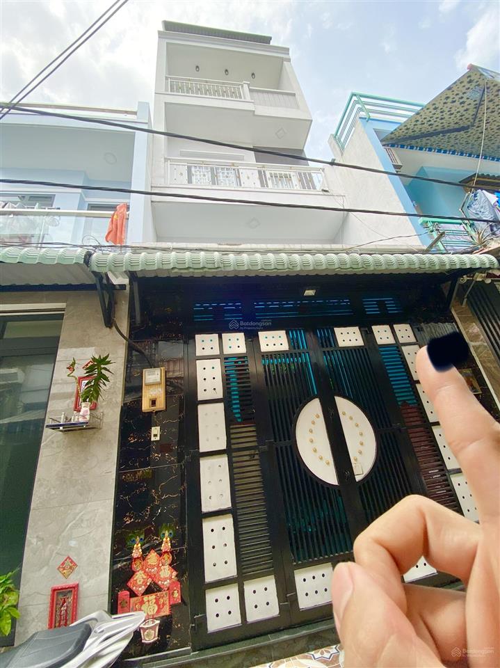 Tầm 4 tỷ 85 làm gì? có nhà 4 tầng  4pn  ngay cellphones  tỉnh lộ 10 và gần aeon mall