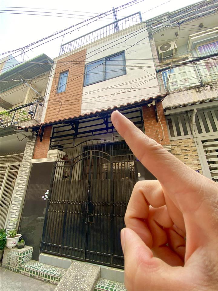 Full nội thất  lê văn quới  2 tầng  4x10m  2 phòng ngủ  hẻm xe hơi