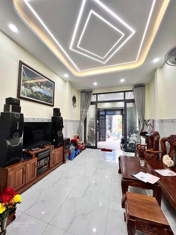 5 tỷ 38  nhà 4 tầng  hương lộ 2  đường 7m  gần siêu thị coopmart