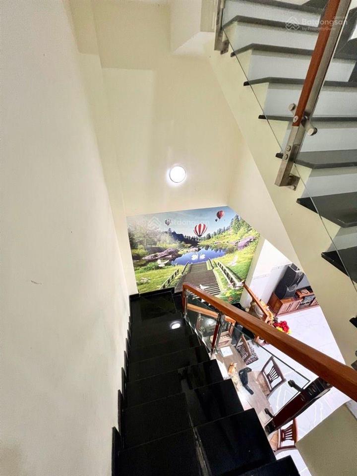 5 tỷ 38  nhà 4 tầng  hương lộ 2  đường 7m  gần siêu thị coopmart