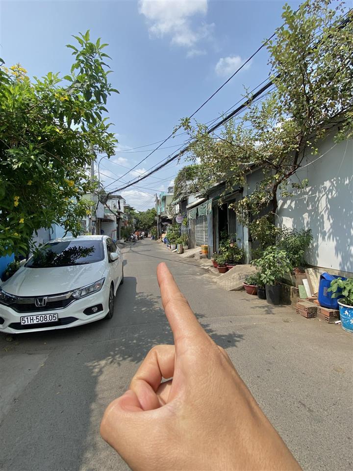 5 tỷ 38  nhà 4 tầng  hương lộ 2  đường 7m  gần siêu thị coopmart