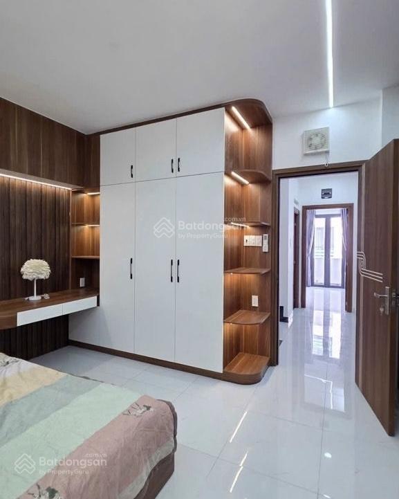 Full nội thất  6 tỷ 83  đường 5m, thông hương lộ 2  4x12.5m  5 tầng  5pn  hơn 200m2 sàn.